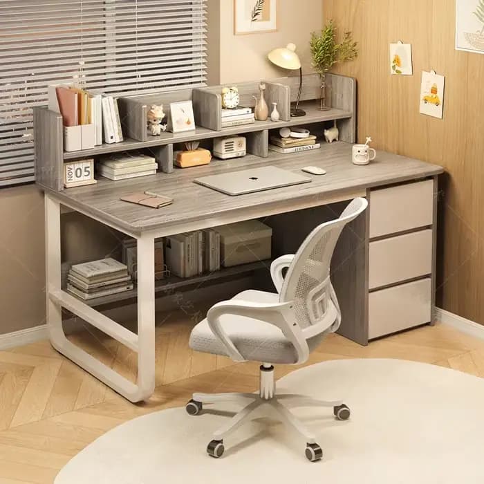 Bureau de travail robuste avec étagère intégrée