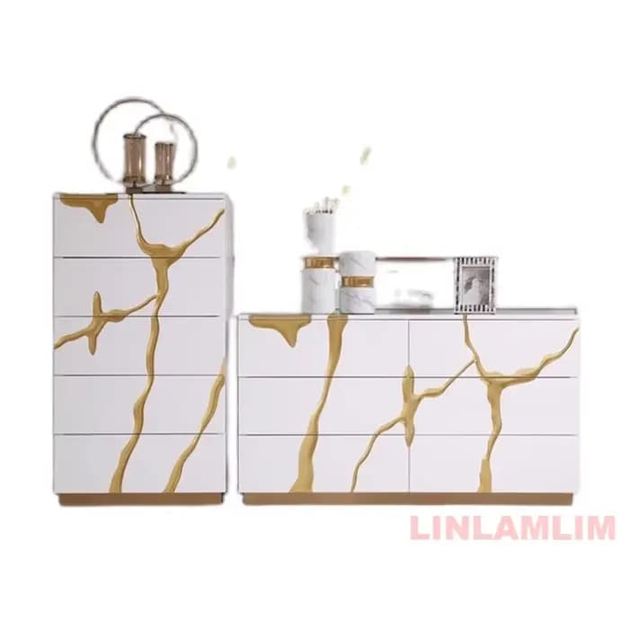 Buffet moderne au design abstrait doré, armoire de rangement blanche haute brillance avec plusieurs