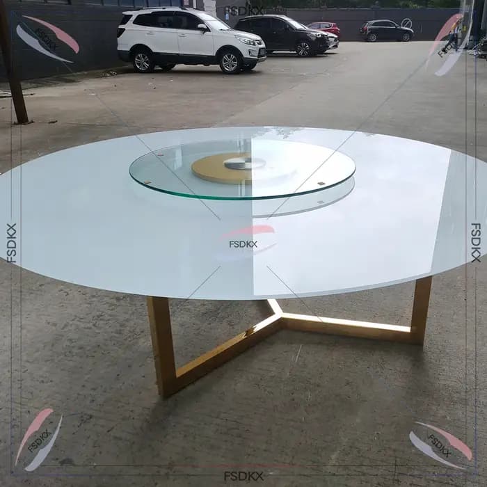 Table à manger ronde avec pieds en acier inoxydable