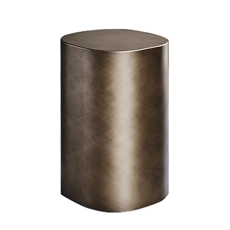 Table d'appoint élégante à cylindre ovale métallique dans une couleur bronze riche, parfaite pour l'