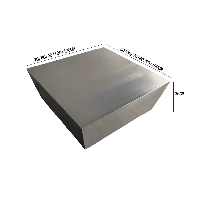 Table basse italienne durable minimaliste en acier inoxydable massif avec finition mate brossée pour