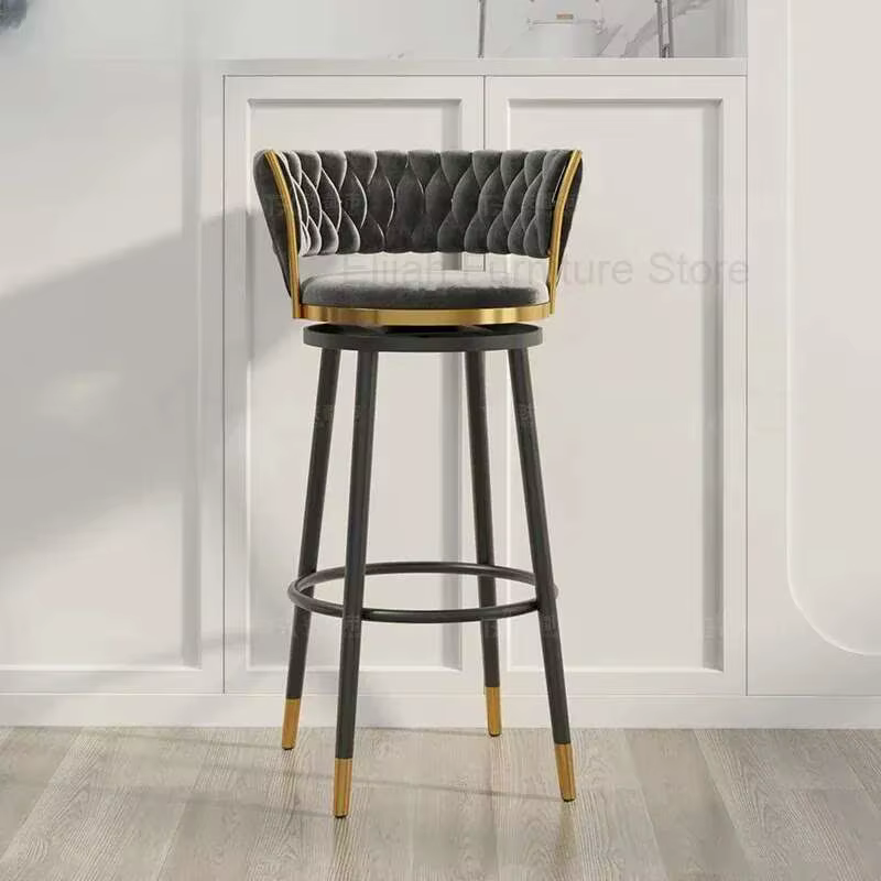 Caractéristique chaises de Bar modernes tabouret de salon nordique chaises de Bar de luxe en plein a