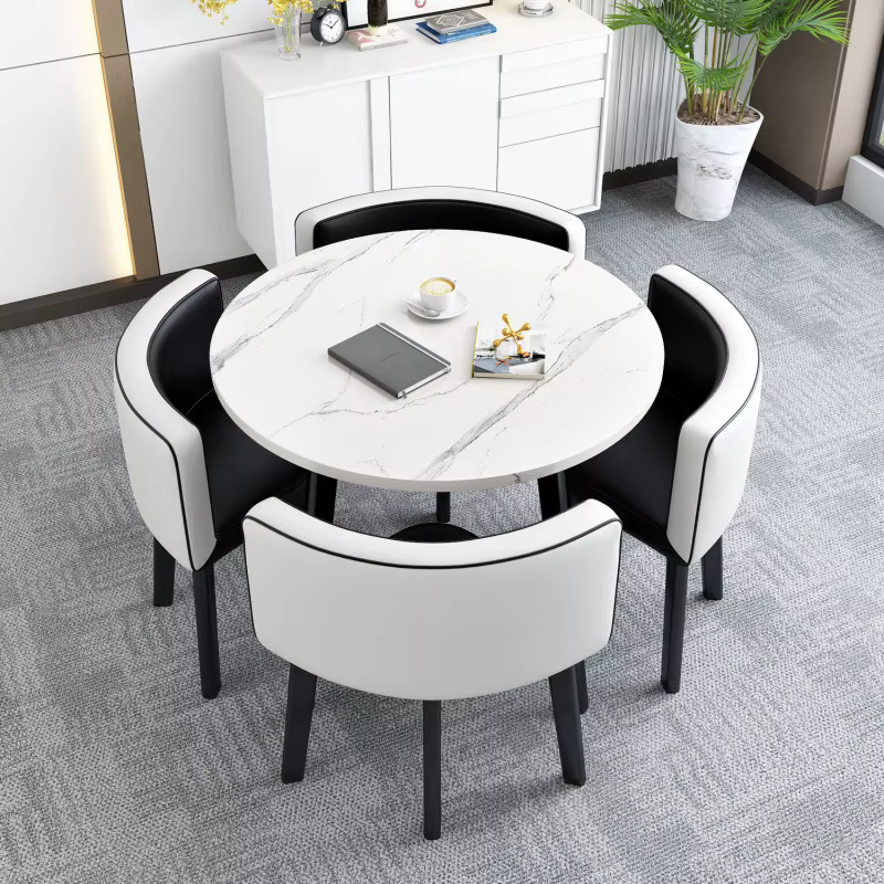 Table de rangement personnalisable pour petit appartement domestique