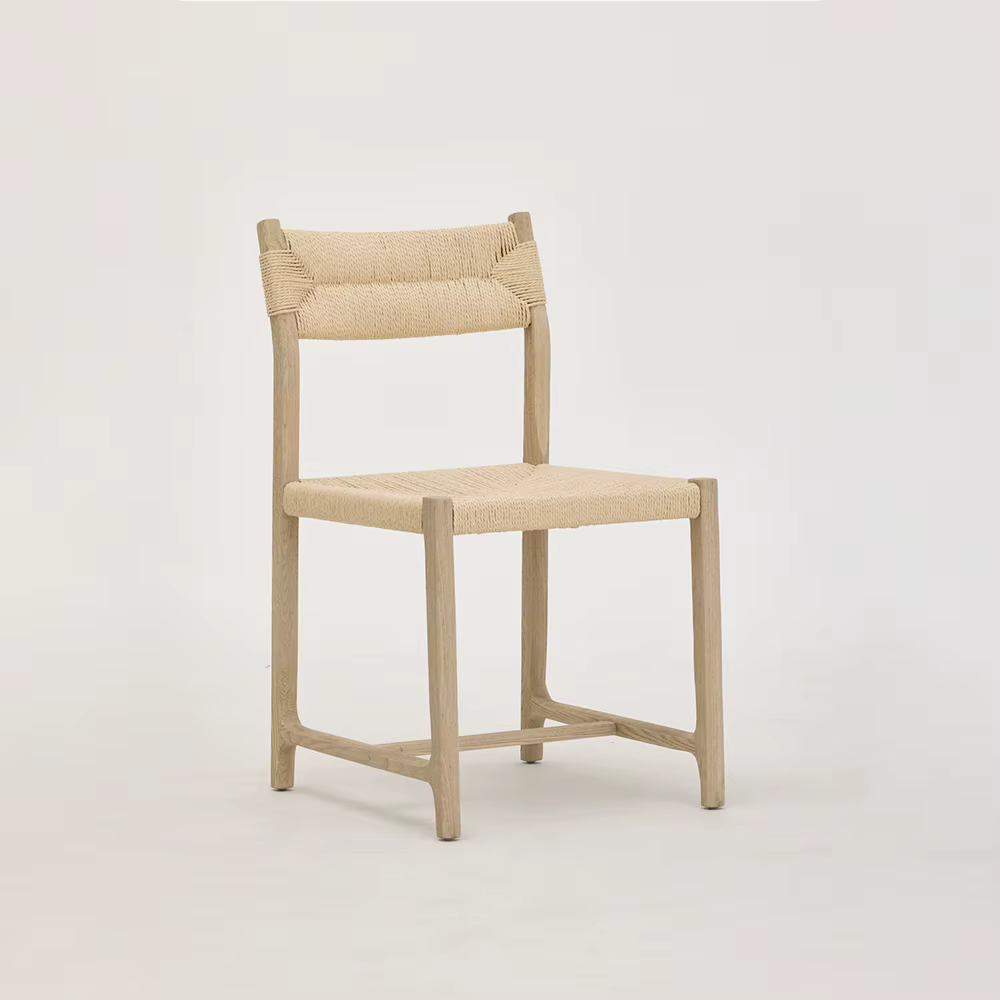 Les chaises de salle à manger en bois de design minimaliste moderne conviennent à l'emploi dans les 