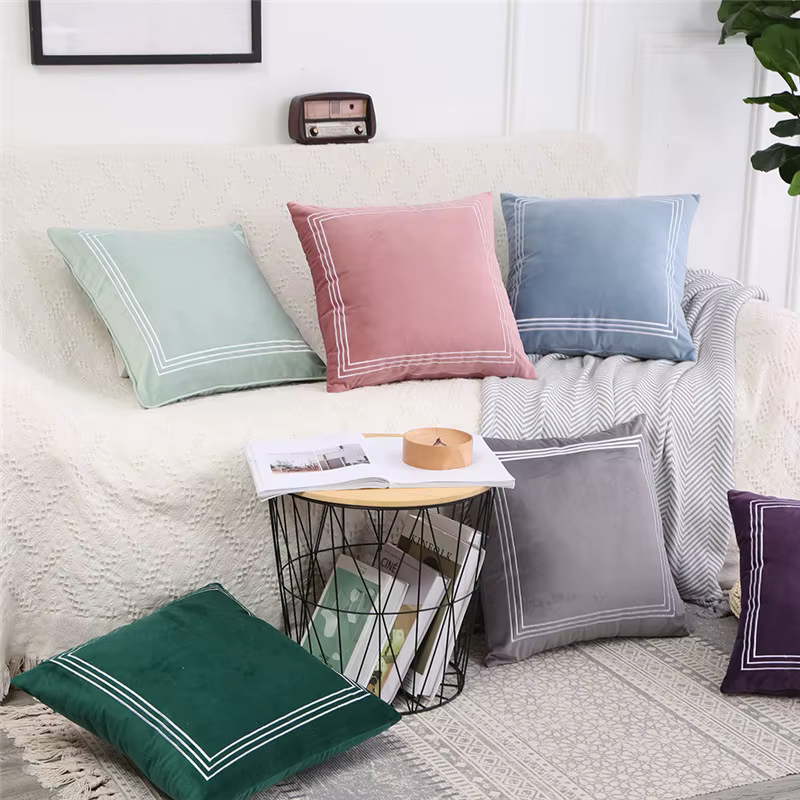 Housse de coussin décorative en velours solide