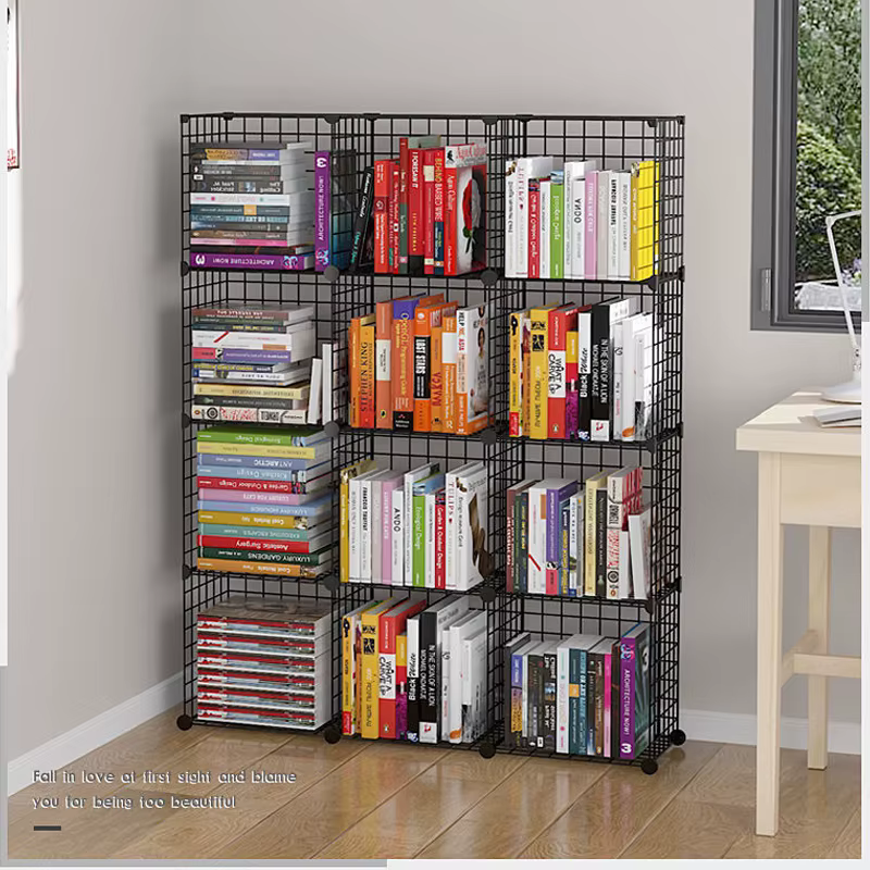 Bibliothèque flottante pour le nettoyage de la maison