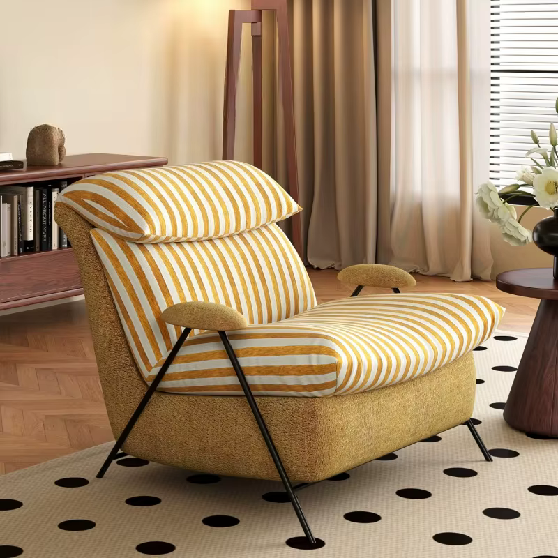 Fauteuils de salon moelleux en cuir
