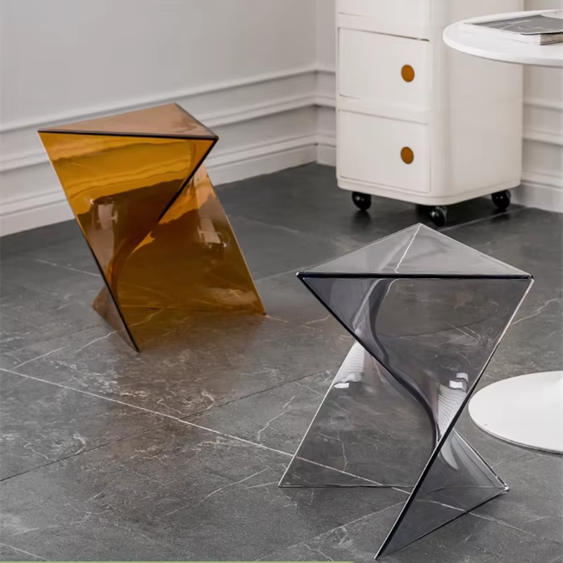 Table acrylique transparente moderne