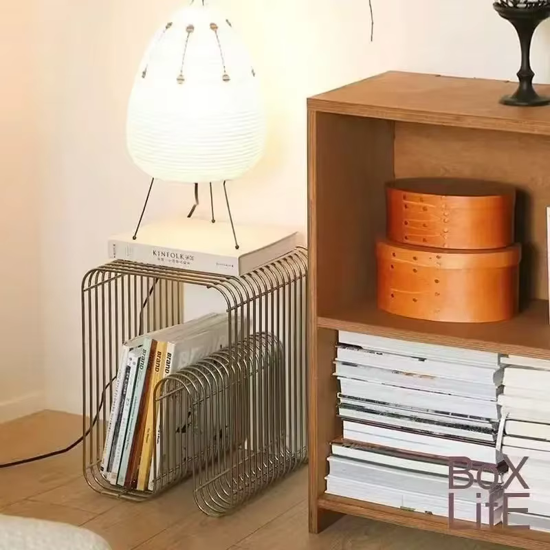 Table basse scandinave moderne en métal