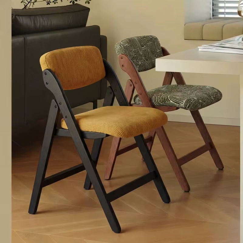 Chaises de salle à manger rembourrées vintage