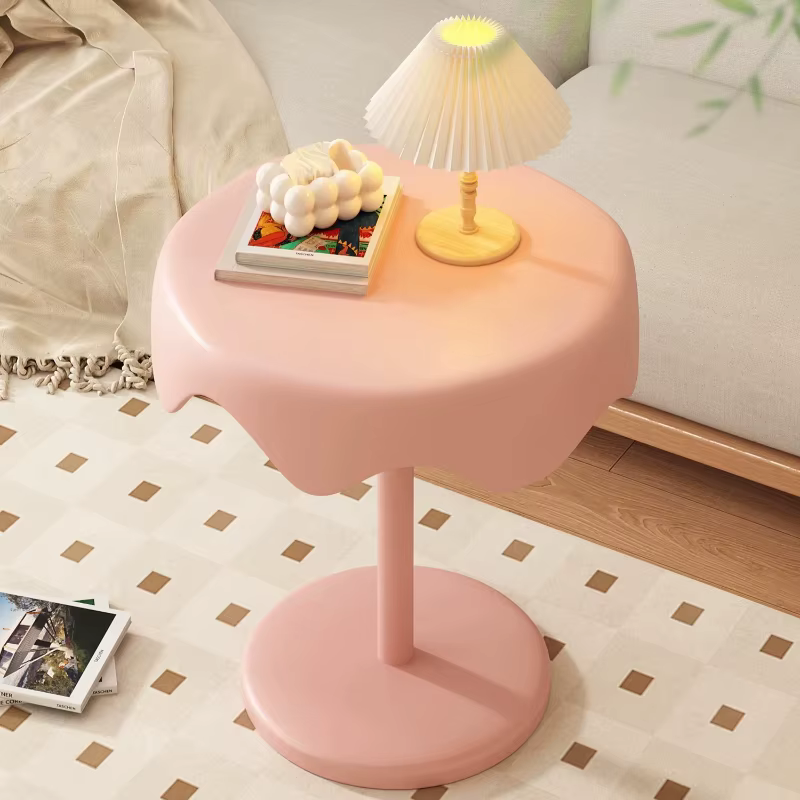 Table basse rose mignonne