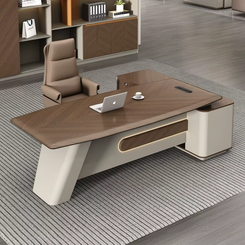 Bureau d'ordinateur créatif en bois