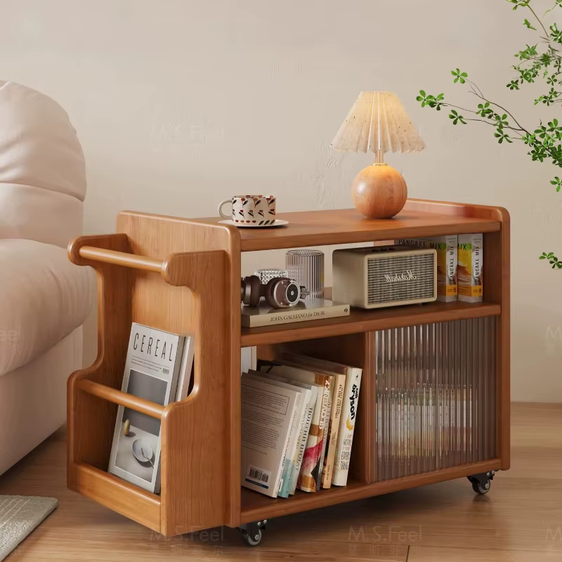 Table d'appoint compacte pour salon