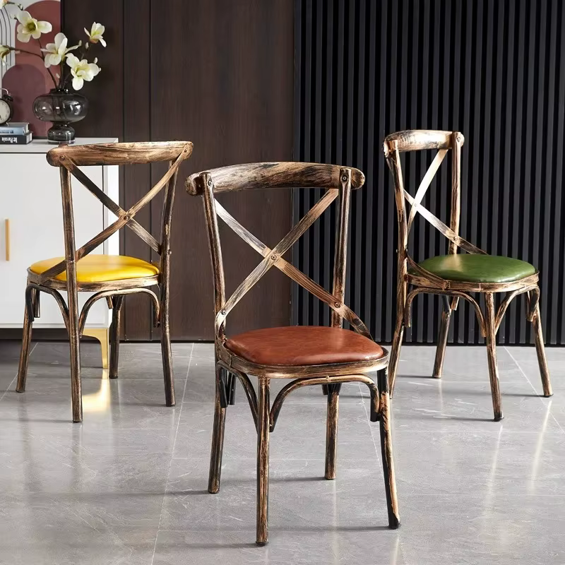 Chaise de salle à manger vintage à dossier haut en cuir