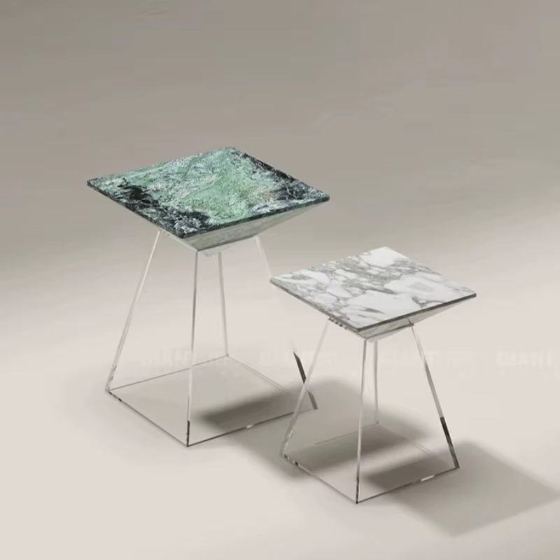 Tables basses en marbre