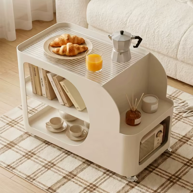 Petites tables d'appoint en verre pour salon