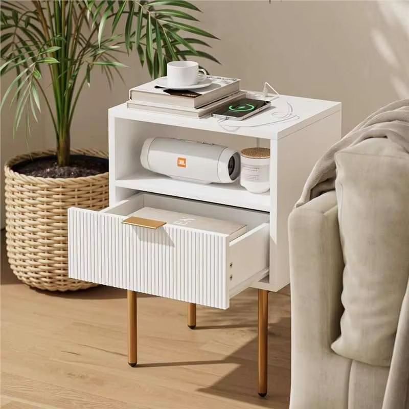 Table De chevet nordique blanche
