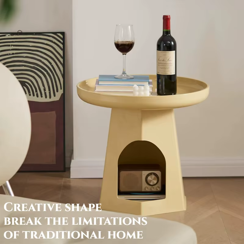 Table basse ronde moderne pour petit appartement